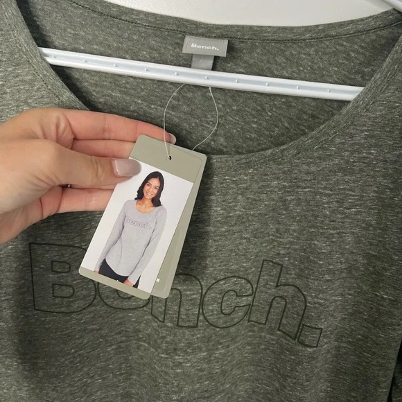 NWT Bench Long Sleeve - Picture 4 of 5